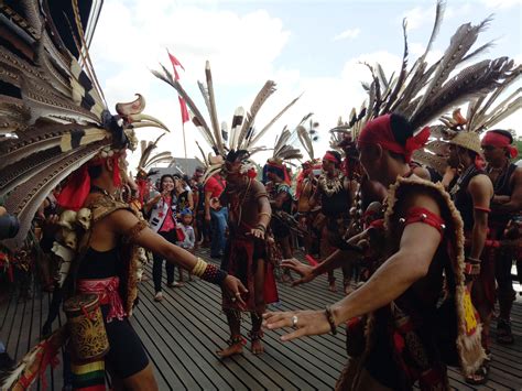 Festival Budaya Pekan Gawai Dayak 2017 – Siti Mustiani