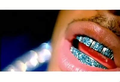 Música: Grillz - Nelly | Hair New Era