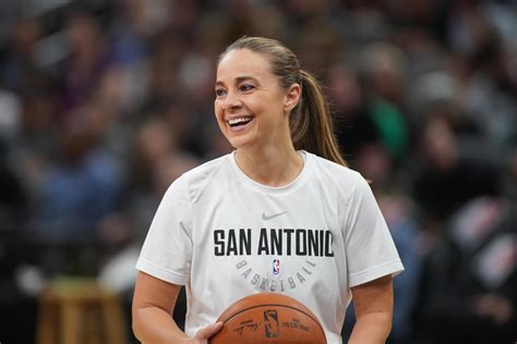 Becky Hammon Promoted on San Antonio Spurs' Coaching Staff