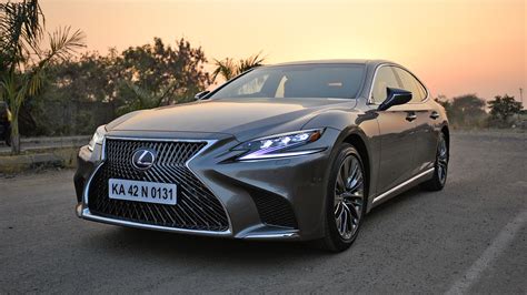 Lexus LS 500h 2018 Ultra Luxury Exterior Car Photos - Overdrive