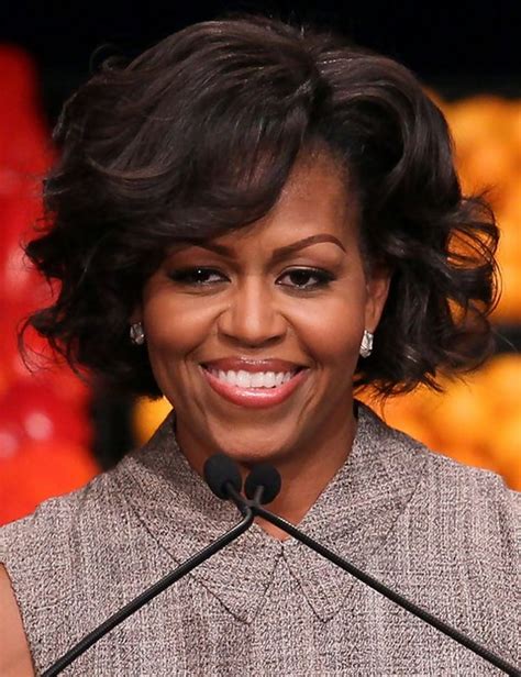 Michelle Obama Hairstyles: Medium Curls - Pretty Designs