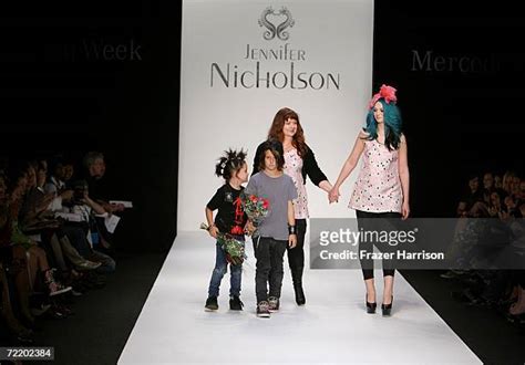 169 Jennifer Nicholson Fashion Designer Stock Photos, High-Res Pictures ...