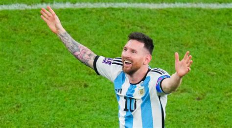 Watch: Lionel Messi ‘the best dribbler of all time’ video goes viral ...