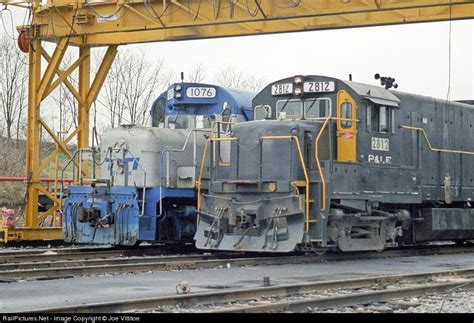 TTI 1076 Transkentucky Transportation Railroad EMD GP12 at Paris, Kentucky by Joe Vittitoe ...