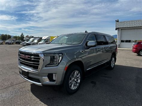 New 2023 GMC Yukon XL SLT SUV in Missoula #G23160 | DeMarois Automotive