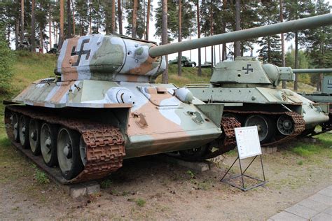 Finnish T-34-85 and T-34-76 at Parola Tank Museum : TankPorn