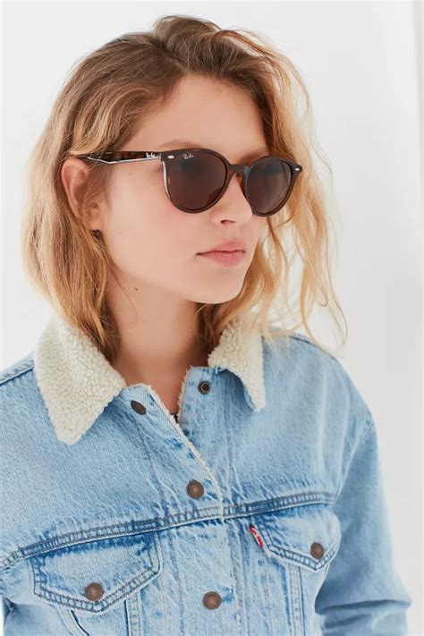 Ray-Ban Highstreet Round Sunglasses | Urban Outfitters