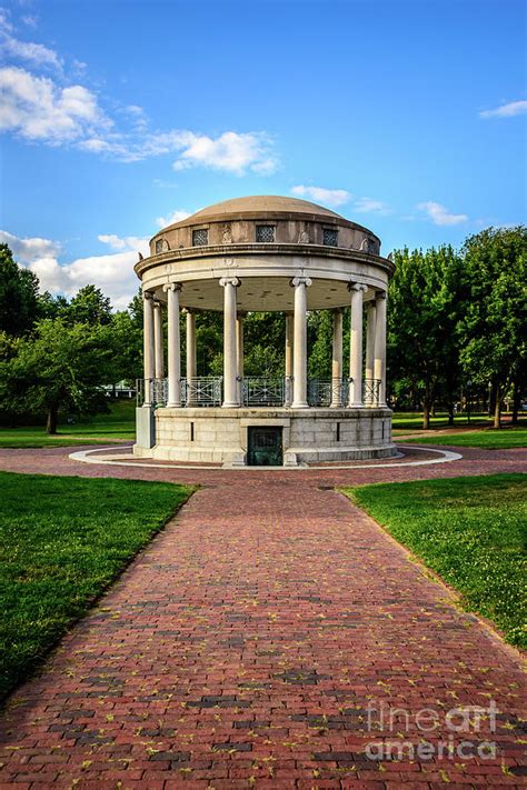 Parkman Bandstand At Boston Common Photograph by Paul Velgos