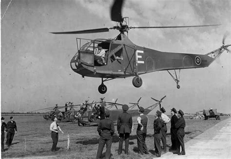 The Sikorsky R-4 Hoverfly | A Military Photo & Video Website