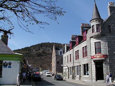 Ballater Feature Page on Undiscovered Scotland