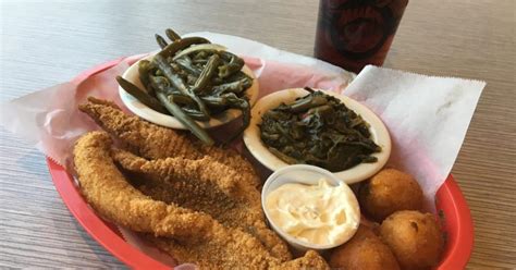 Fried Catfish and Southern Veggies at Soul Fish Cafe | I Love Memphis