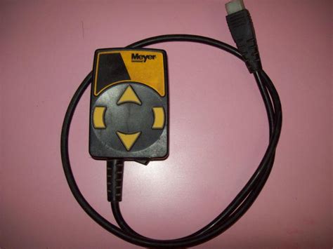 Find MEYER TOUCH PAD SNOW PLOW CONTROL 22154 MEYERS 6-PIN RECTANGLE ...