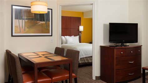 Extended Stay Hotel near Dayton Airport | Residence Inn