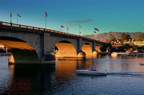 9 Strange Facts About Arizona’s London Bridge