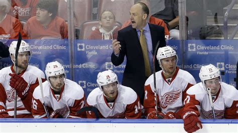 Red Wings bringing back coach Jeff Blashill for 4th season