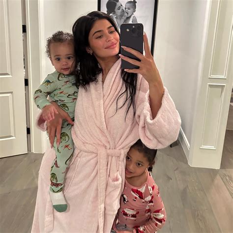 Kylie Jenner Shares Sweet New Pics of Stormi and Aire on Mother's Day