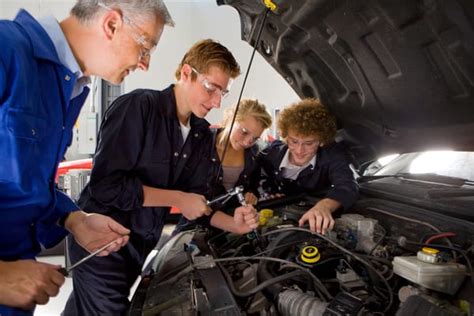 Best Auto Mechanic Schools Near Massachusetts | NEIT