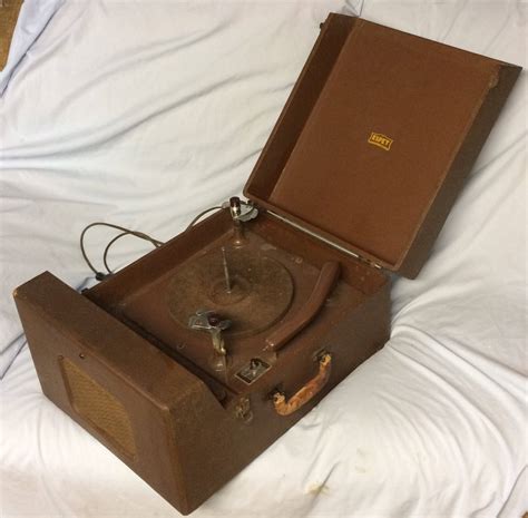 Vintage 1946 Espey Model 641 Portable Phonograph 78's Tube Record Player Turntable Suitcase ...