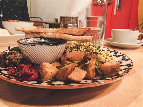 Restaurant Review: The Glad Cafe, Glasgow | Glasgow Vegan Guide