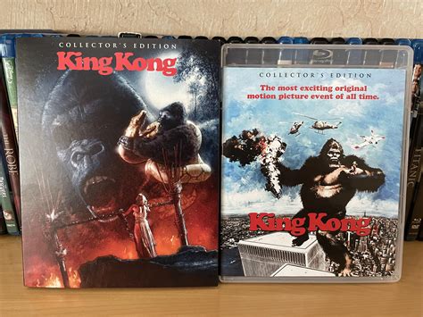 King Kong 1976 arrived today! Had to swap out the case for a clear one and use the original ...