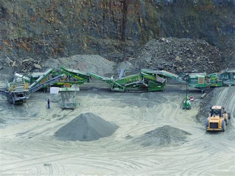 Quarry-turned-landfill embraces in-pit crushing solution - Quarry