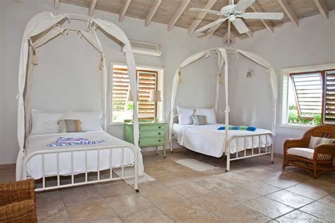 8 Best Jolly Harbour Villas to Rent