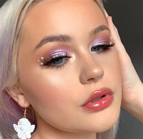 Lilac Makeup. @ellieaddis. | Rhinestone makeup, Artistry makeup