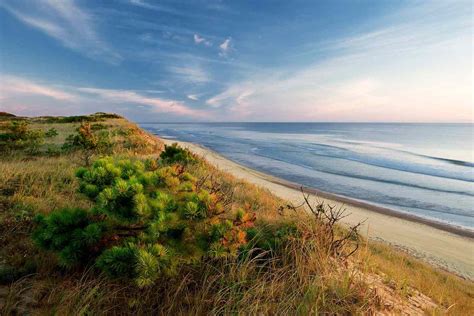 28 Best Beaches on the East Coast — From Maine to Florida