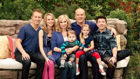 "Good Luck Charlie" cast- Jason Dolley, Bridget Mendler, Leigh-Allyn ...