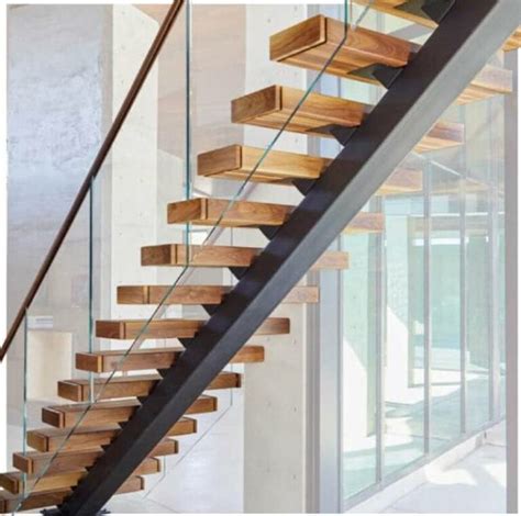 3 DIY Floating Stairs You Can Construct Today (With Pictures) | House Grail