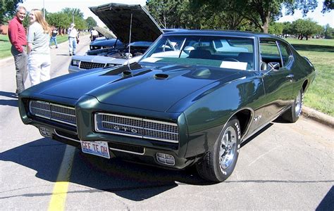 Midnight Green 1969 Pontiac - Paint Cross Reference