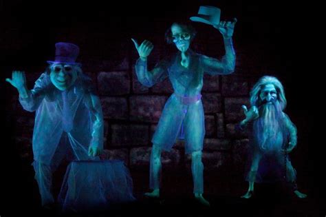 Disneyland - Grim Grinning Ghosts | Disney world halloween, Grim ...