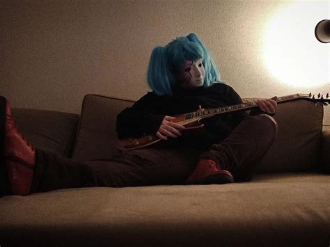 Happy Halloween to all the Sally Face cosplayers 🎃 : r/sallyface