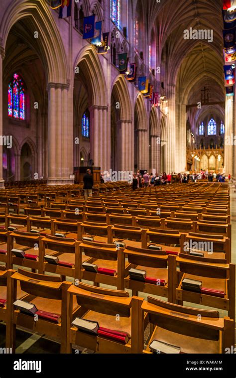 Washington national cathedral interior hi-res stock photography and ...