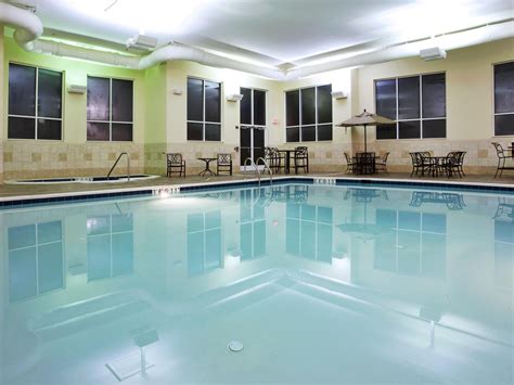 Holiday Inn Hotel & Suites Beckley - Free Internet & More