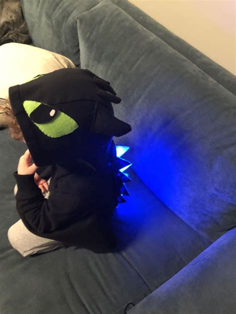 Toothless Costume | Toothless costume, Costumes, Toothless