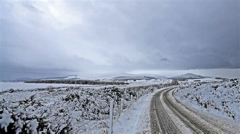 Big freeze to follow heavy falls of snow | Ireland | The Times