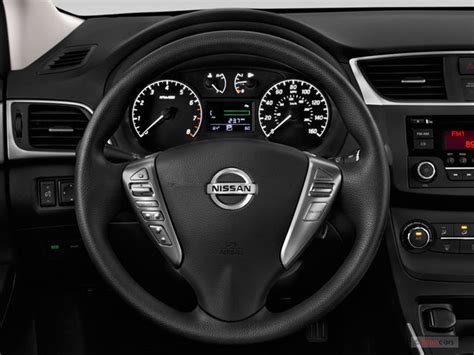 2017 Nissan Sentra: 92 Interior Photos | U.S. News