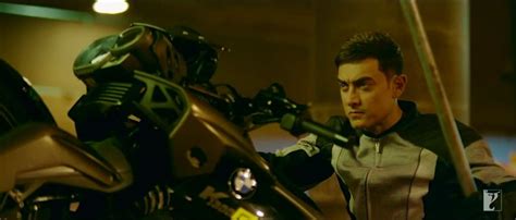 [VIDEO] Dhoom:3 Features Explosive BMW Motorcycle Stunts - The News Wheel