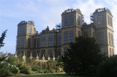 JibberJabberUK: Hardwick Hall Gardens in October