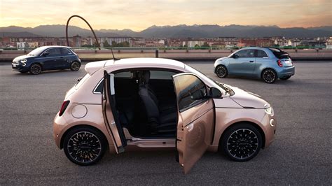 Fiat To Launch Electric 500e In America In 2024, Brings 3 One-Off Specials To LA | Carscoops