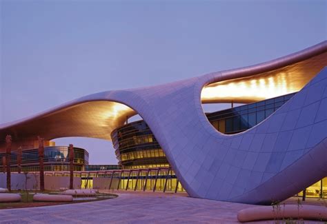 Zayed University, Abu Dhabi | Projects and supplies, lighting supplier