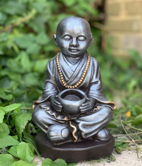 Share more than 165 buddha statues home decor india best - vova.edu.vn