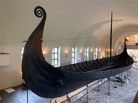 Millennium-old Viking ships shored up for Oslo move | Reuters