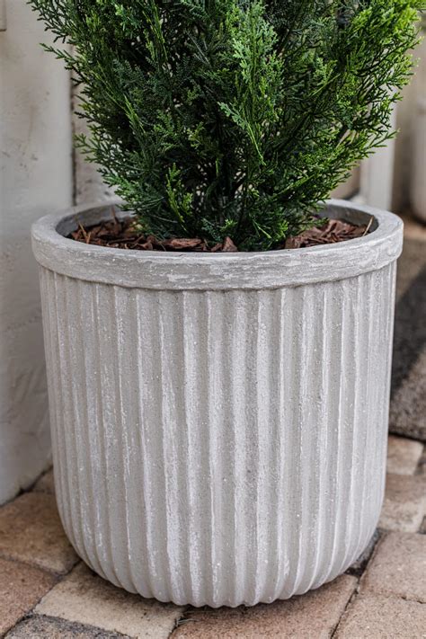 Create Stylish Concrete DIY Planters for Your Green Oasis – Hello Kids Fun