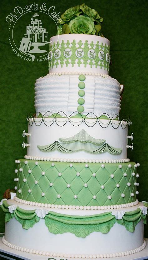 Shrek & Fiona's Wedding Cake - Cake by PhDserts - CakesDecor