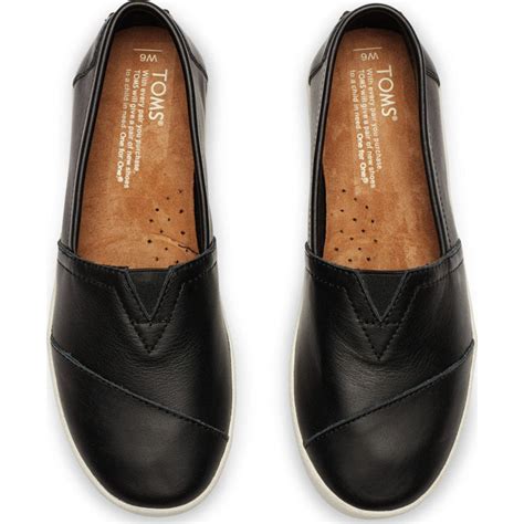 TOMS Women's Avalon Slip Ons Black Leather - Sportique