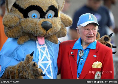 tennessee titans mascot |Daily Pictures