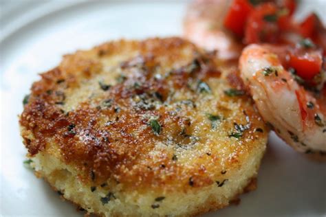 Pan-Fried Cheese Grits Cakes with Lemon and Olive Oil Marinated Shrimp | Food Gasms Recipes