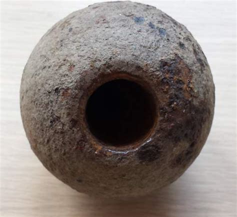 Need help! Help needed to identify this mortar round